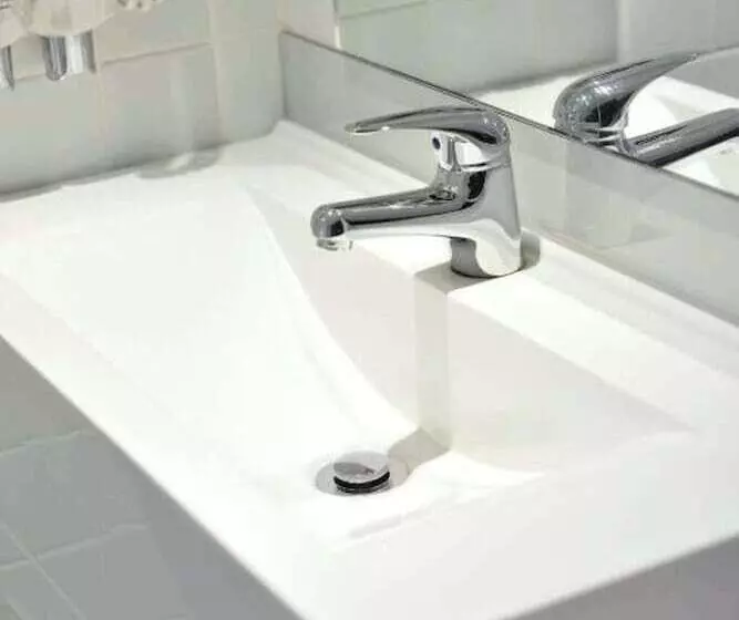 Metro Apartments On Bank Place