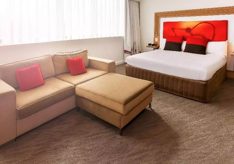 Novotel Sydney West Hq