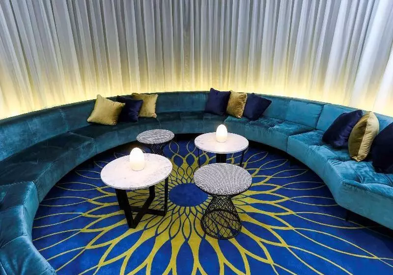 Novotel Sydney West Hq