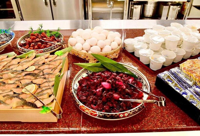 Otel Hiroshima Ekimae Universal