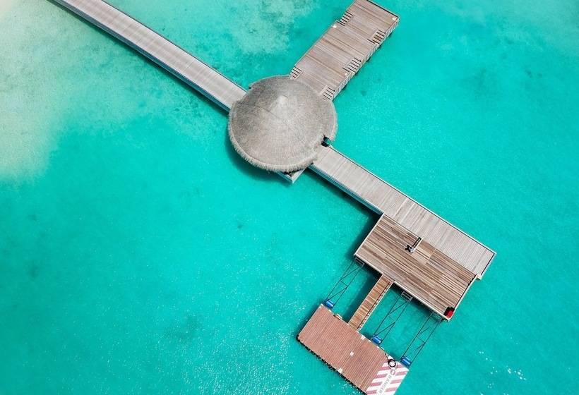 Отель Sirru Fen Fushi Private Lagoon Resort