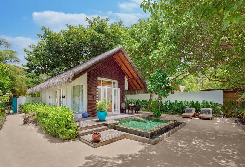 Отель Sirru Fen Fushi Private Lagoon Resort