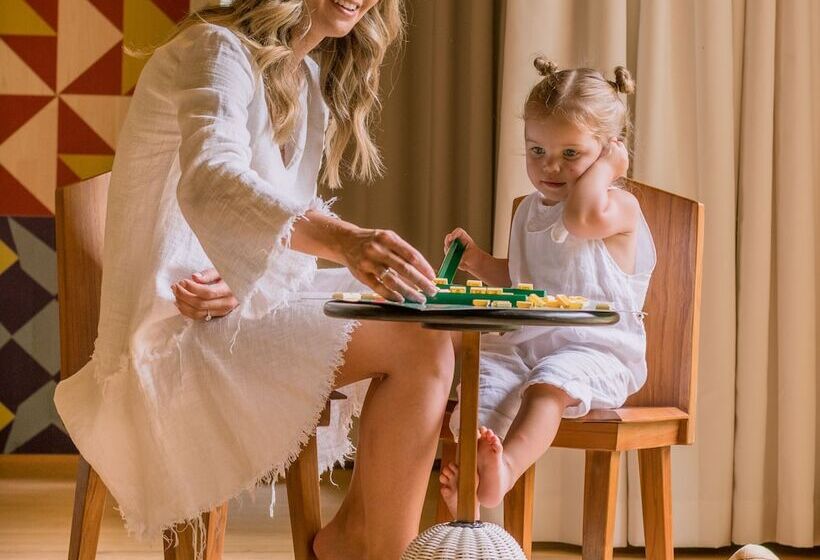 Отель Sirru Fen Fushi Private Lagoon Resort