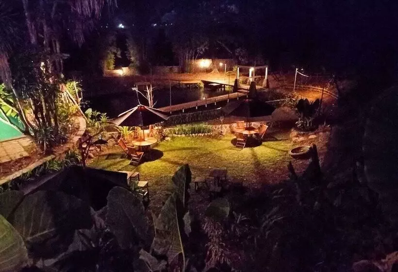 Hotelli Grand Mulia Sakinah Boutique Resort Pandaan