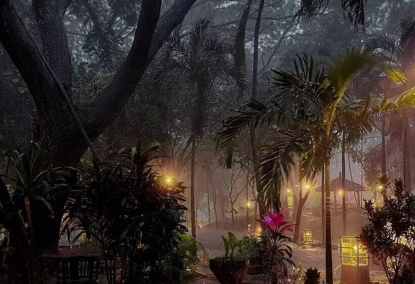 Hotelli Grand Mulia Sakinah Boutique Resort Pandaan