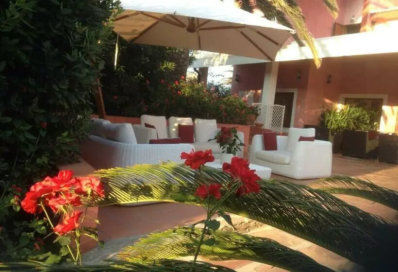 Hotel Cala Rosa Club