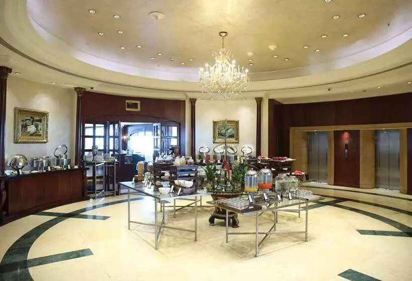 هتل Al Habtoor Grand