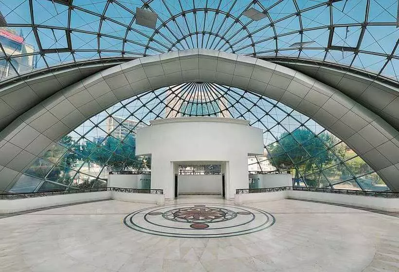 هتل Al Habtoor Grand