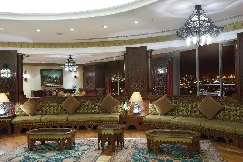 هتل Al Habtoor Grand