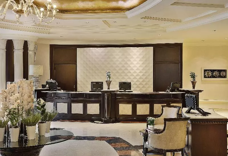 هتل Al Habtoor Grand