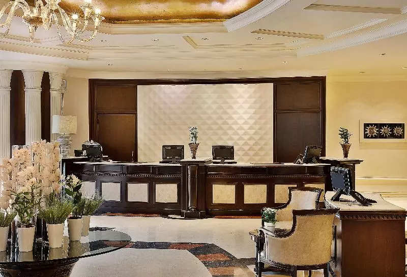 هتل Al Habtoor Grand