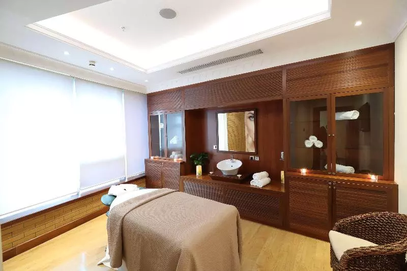 هتل Al Habtoor Grand