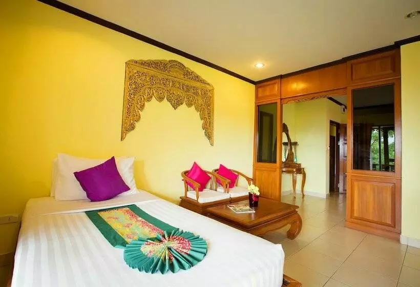 Hotel Buri Beach Resort