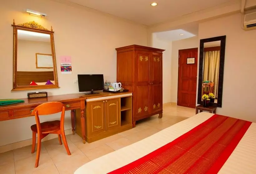 Hotel Buri Beach Resort