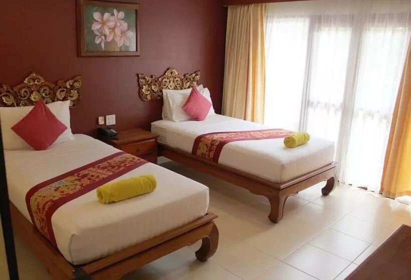 Hotel Buri Beach Resort