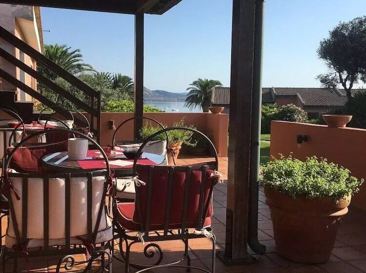 Hotel Cala Rosa Club