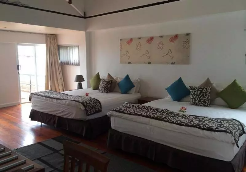 فندق First Landing Beach Resort & Villas