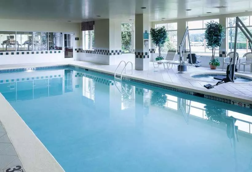 فندق Hilton Garden Inn Rockaway