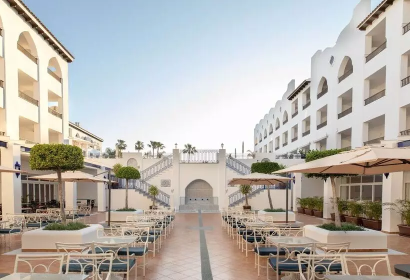 هتل Mac Puerto Marina Benalmádena