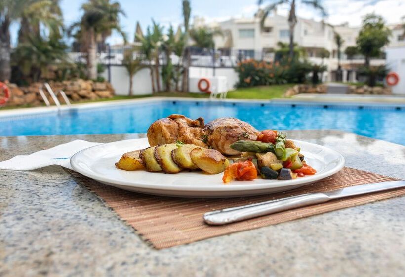 ホテル Mac Puerto Marina Benalmádena