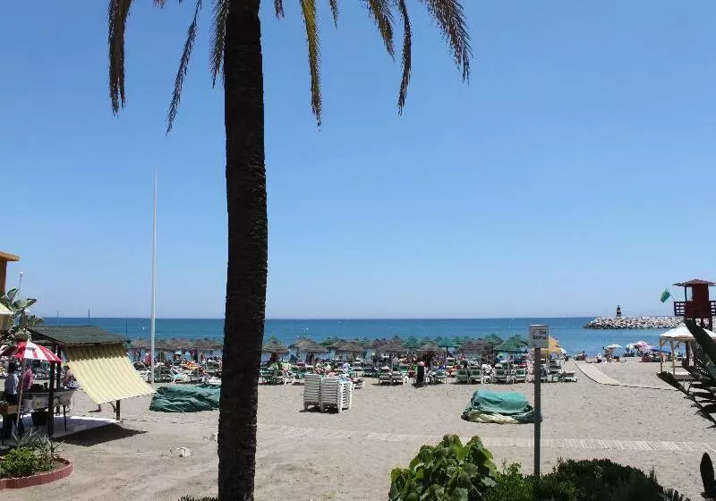 هتل Mac Puerto Marina Benalmádena