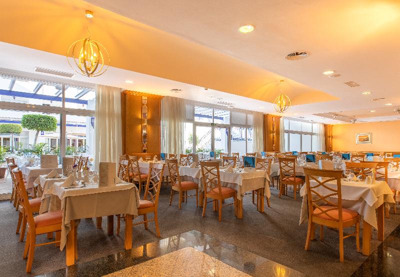 ホテル Mac Puerto Marina Benalmádena