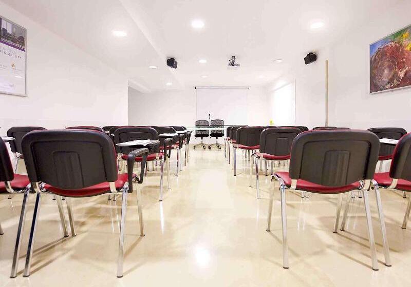 هتل Mercure Palermo Centro