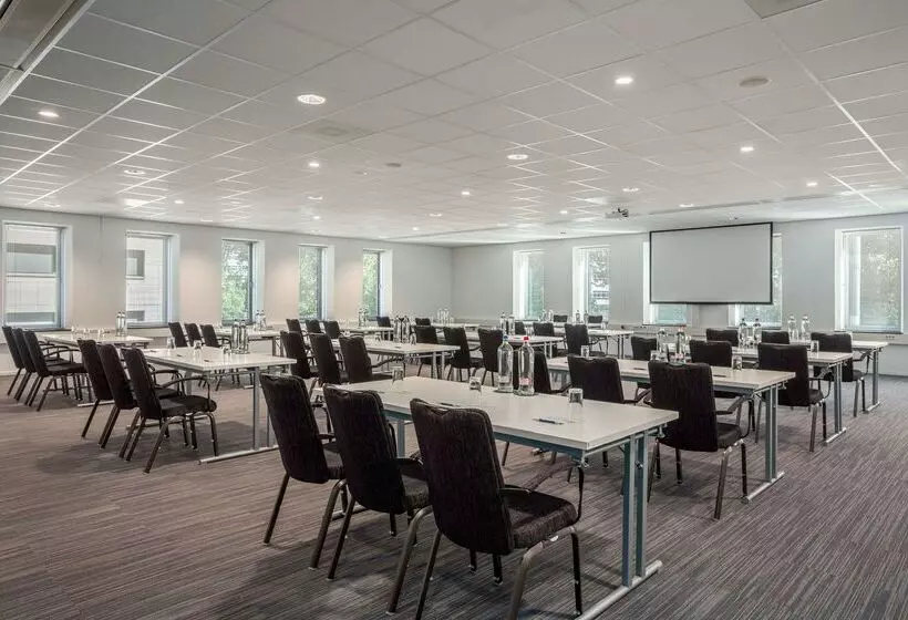 فندق NH Den Haag
