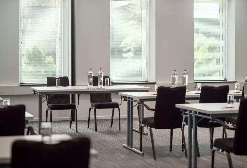 فندق NH Den Haag