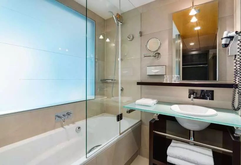 فندق NH Den Haag