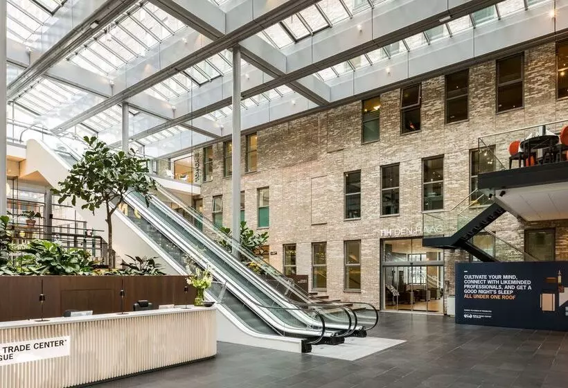 فندق NH Den Haag
