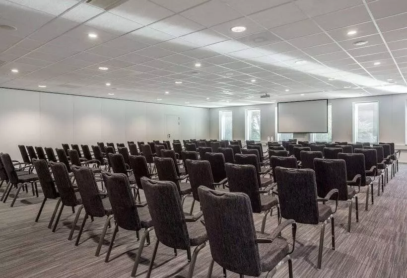 فندق NH Den Haag