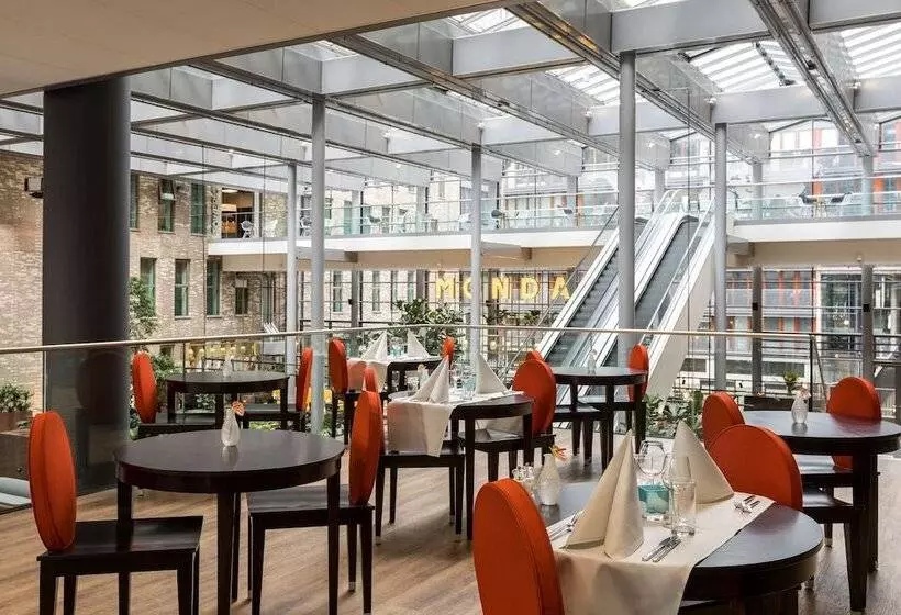 فندق NH Den Haag