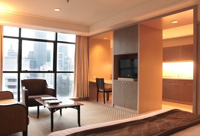 Pacific Regency Hotel Suites