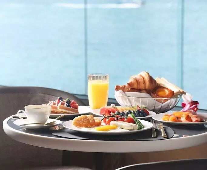 Hotel Regent Hong Kong