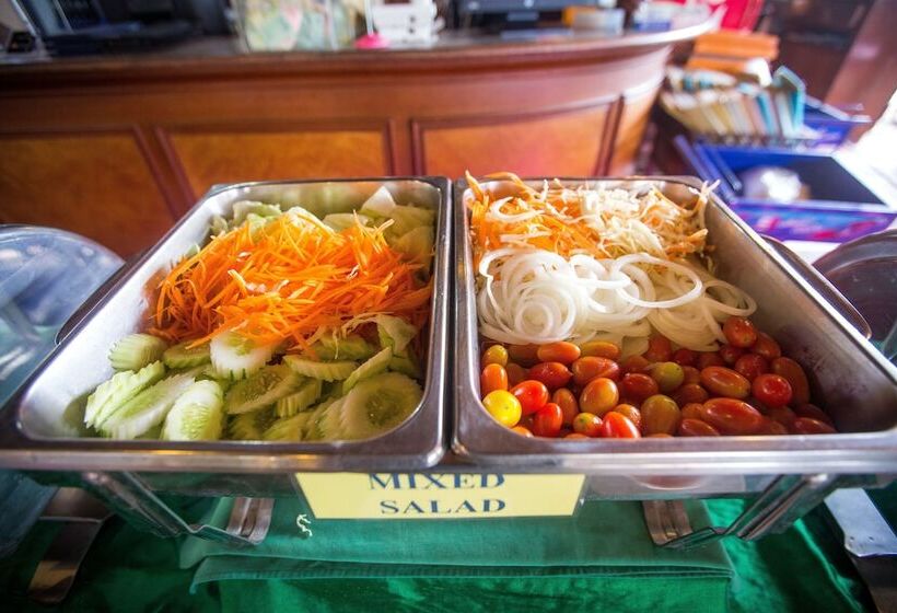 Kata Poolside Resort Sha Extra Plus