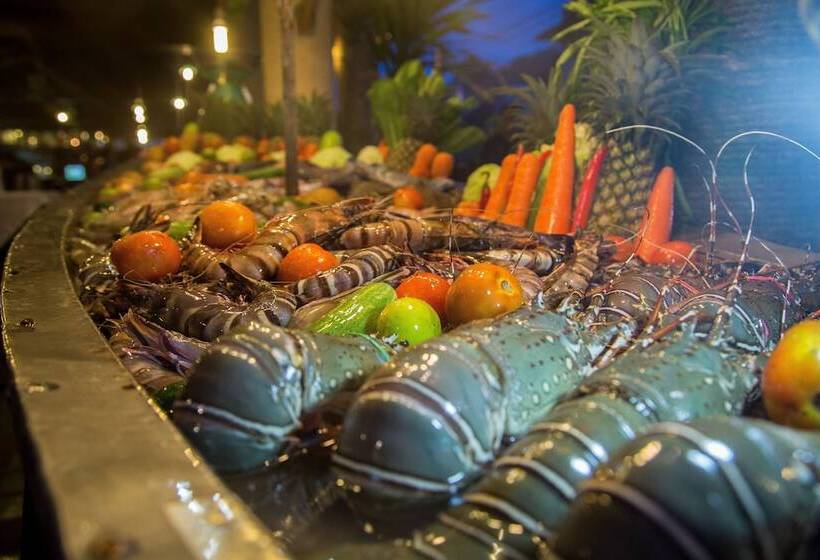 Kata Poolside Resort Sha Extra Plus