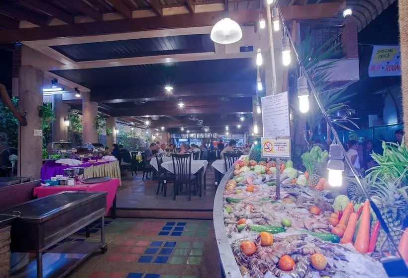 Kata Poolside Resort Sha Extra Plus