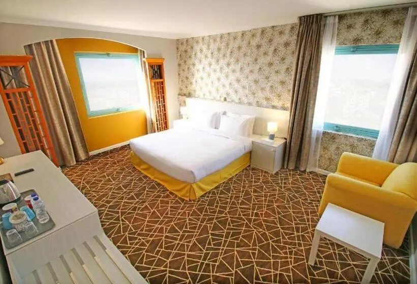 The George Hotel By Saffron, Dubai Creek