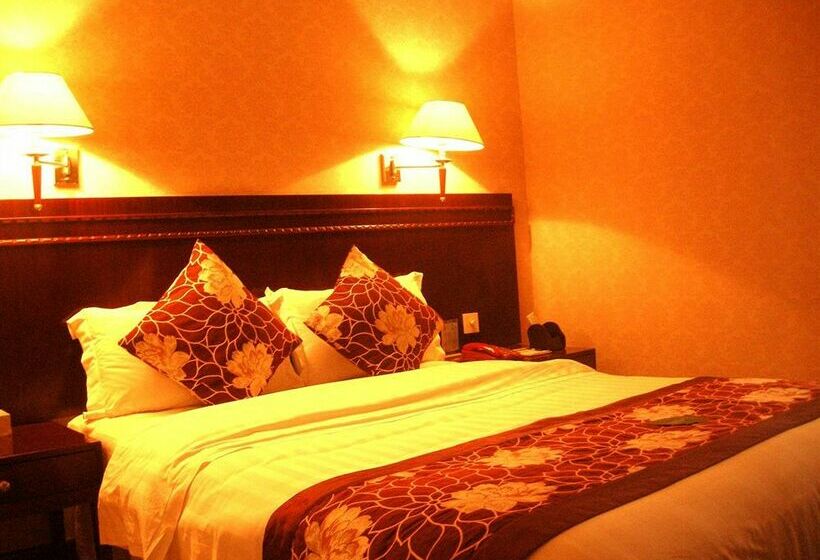 Universal House Golden Gulf Hotel Chengdu