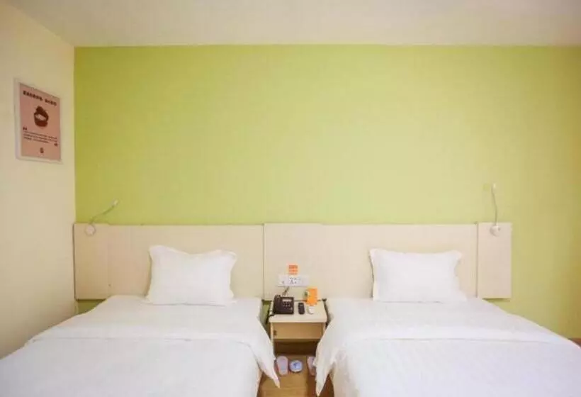 Hotelli 7 Days Inn Yunfu Bus Terminal Yihua International Plaza