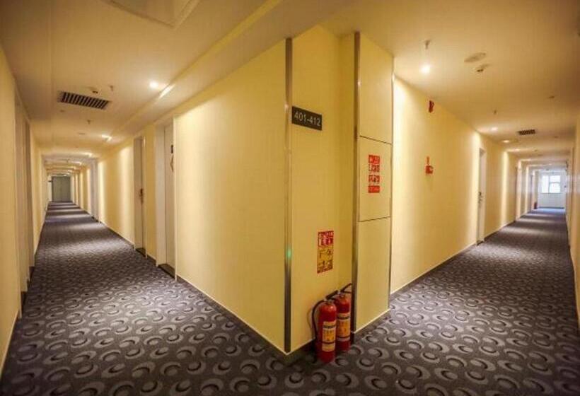 Hotel 7 Days Inn Yunfu Bus Terminal Yihua International Plaza