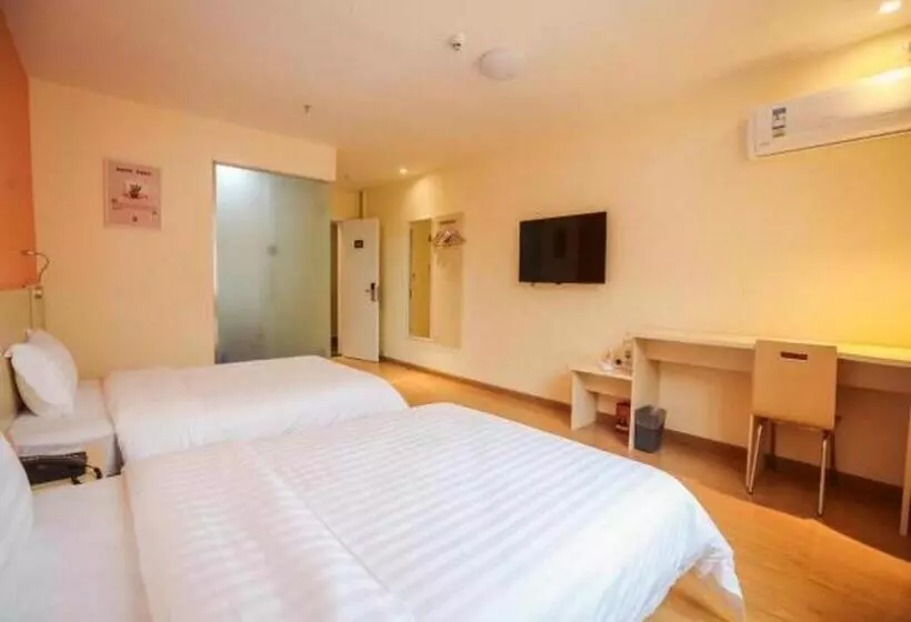 Hotelli 7 Days Inn Yunfu Bus Terminal Yihua International Plaza