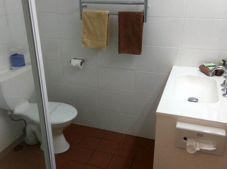 酒店 Holbrook Town Centre Motor Inn