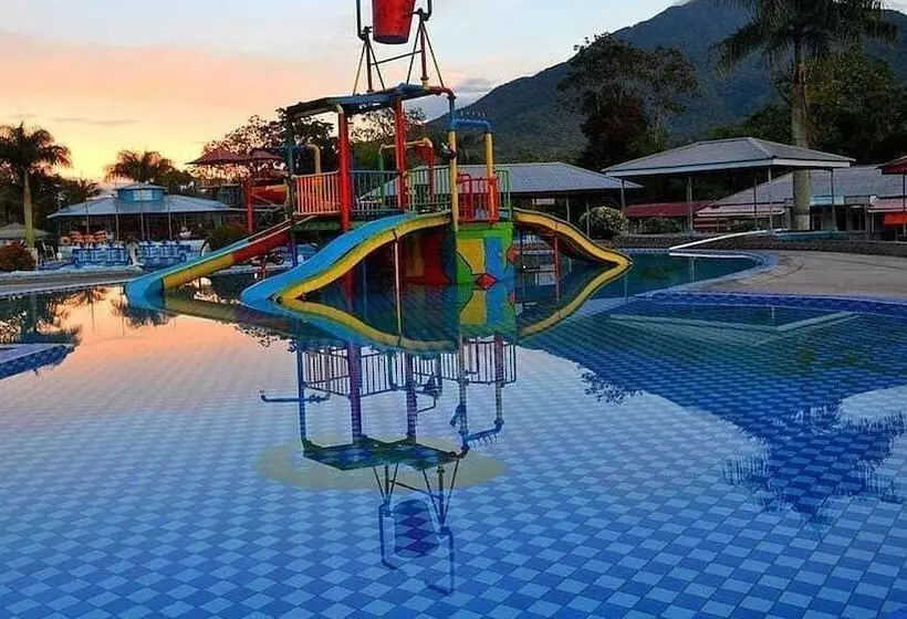 ホテル Mifan Resort And Water Park