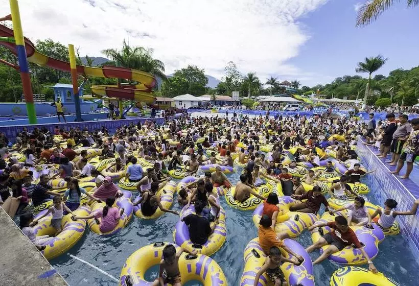 ホテル Mifan Resort And Water Park