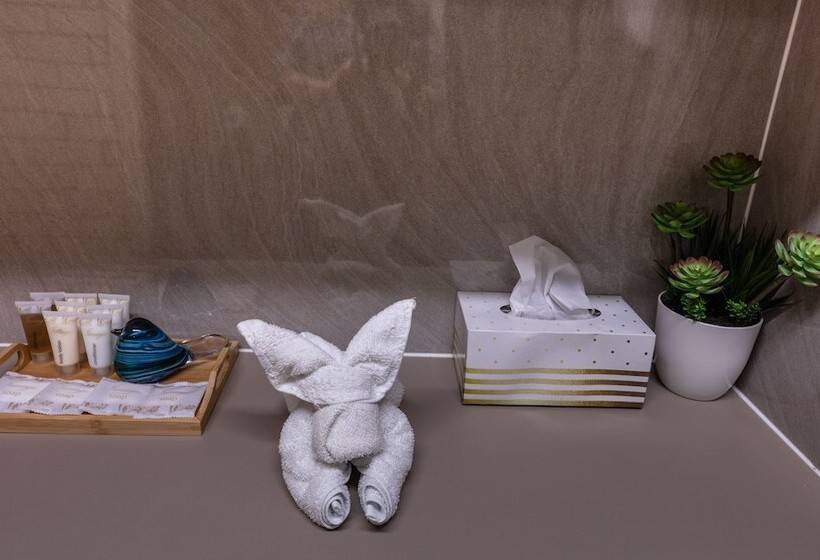 فندق Sails Geraldton Accommodation