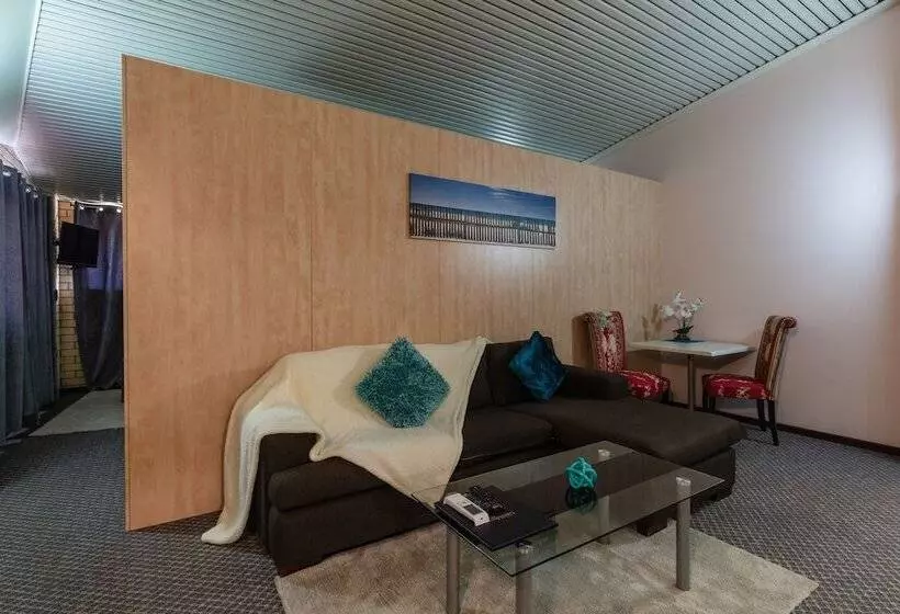 Hotelli Sails Geraldton Accommodation