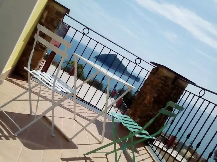 تختخواب و صبحانه Verde Mare