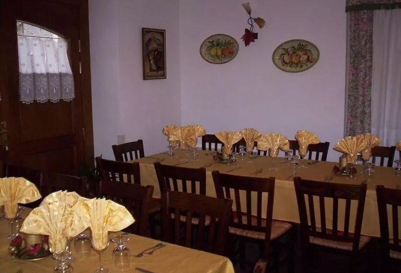 تختخواب و صبحانه Le Antiche Torri